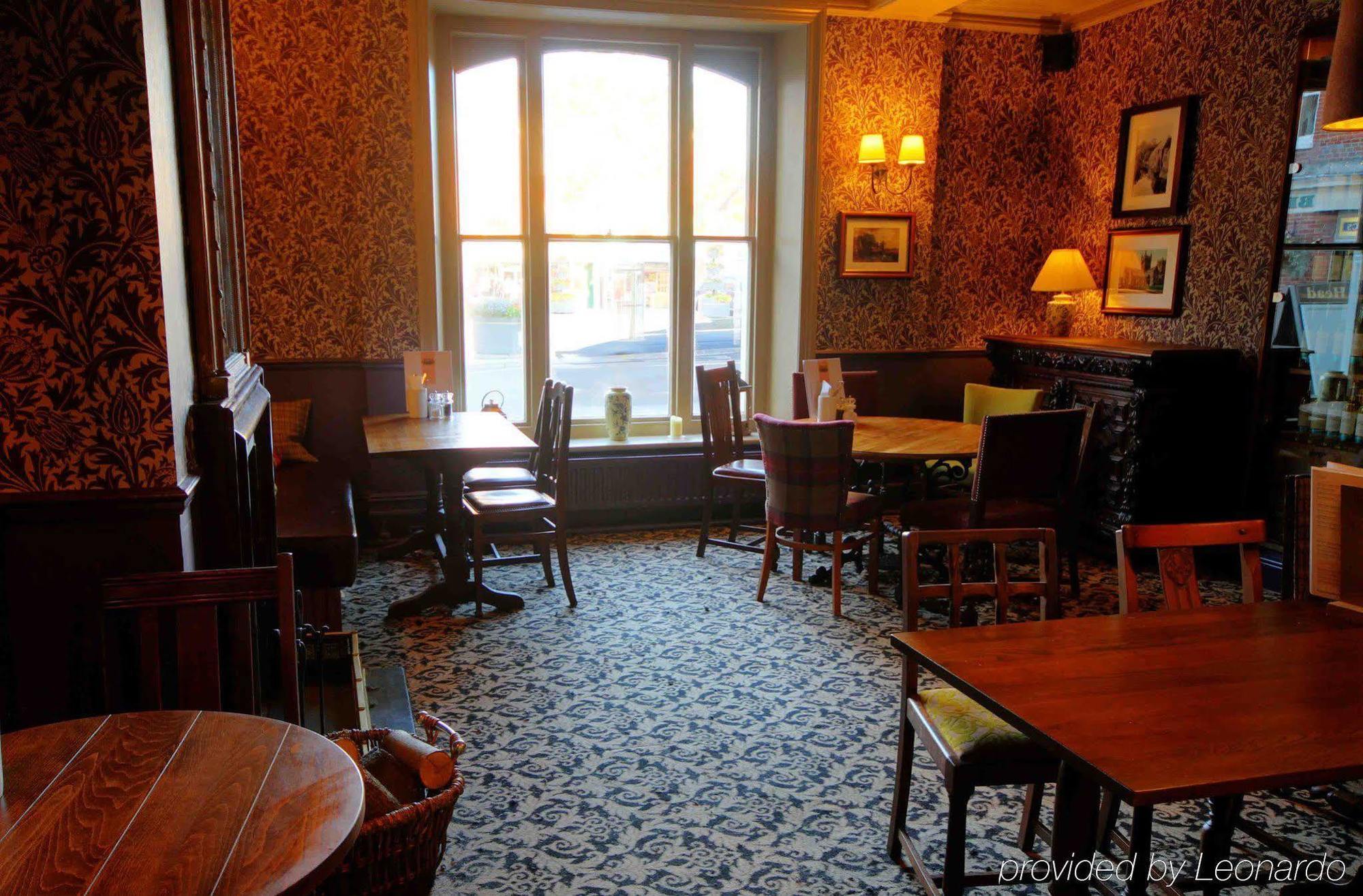King'S Head Hotel By Greene King Inns 윔번민스터 외부 사진